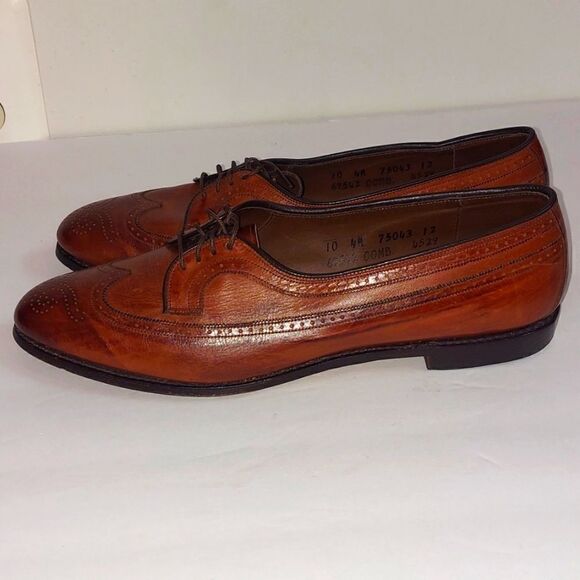 Allen Edmonds Amherst Cognac Wingtip Oxfords Sz 10 AAAA - Picture 2 of 11